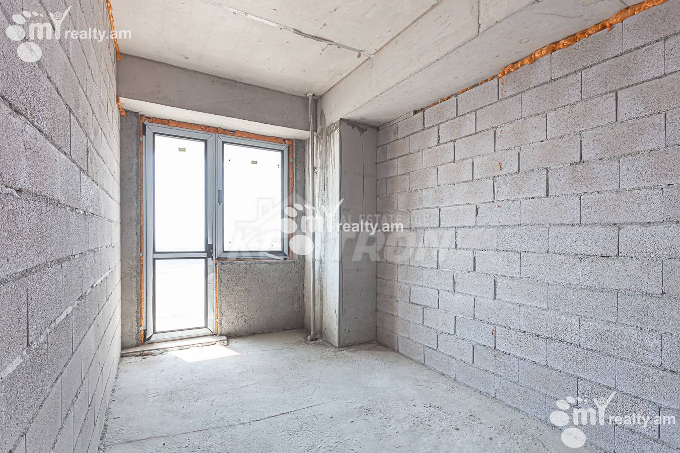 Купить 3 комнатную квартиру Малхасянц ул, Арабкир Ереван, 152496