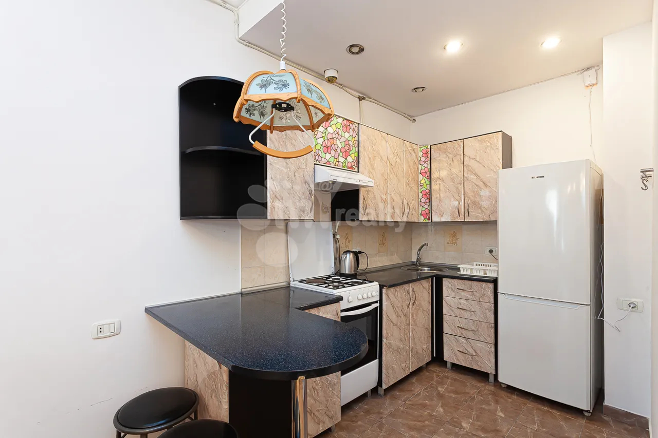 1 bedroom apartment for rent خیابان نعلبندیان, مرکز شهر ایروان, 158783