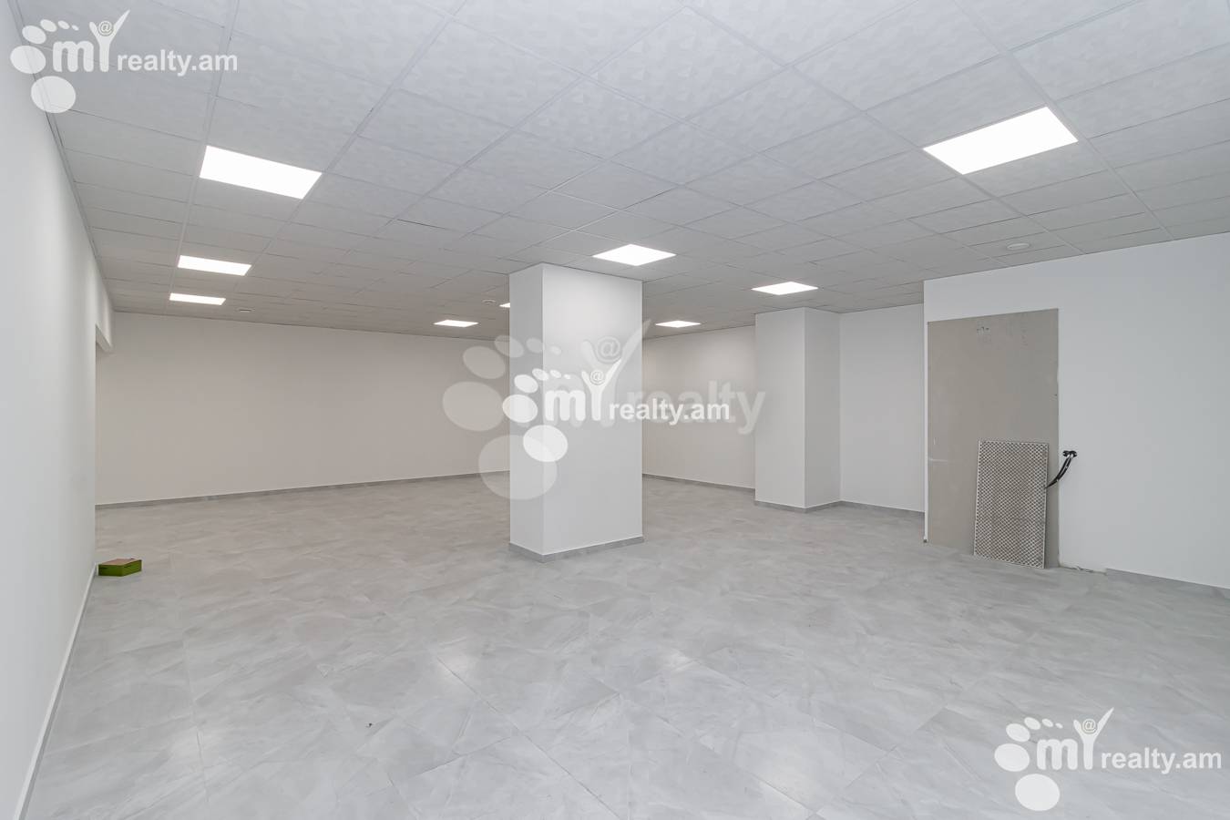 Снять коммерческoе помещение В. Саргисян ул, Центр Ереван, 145687