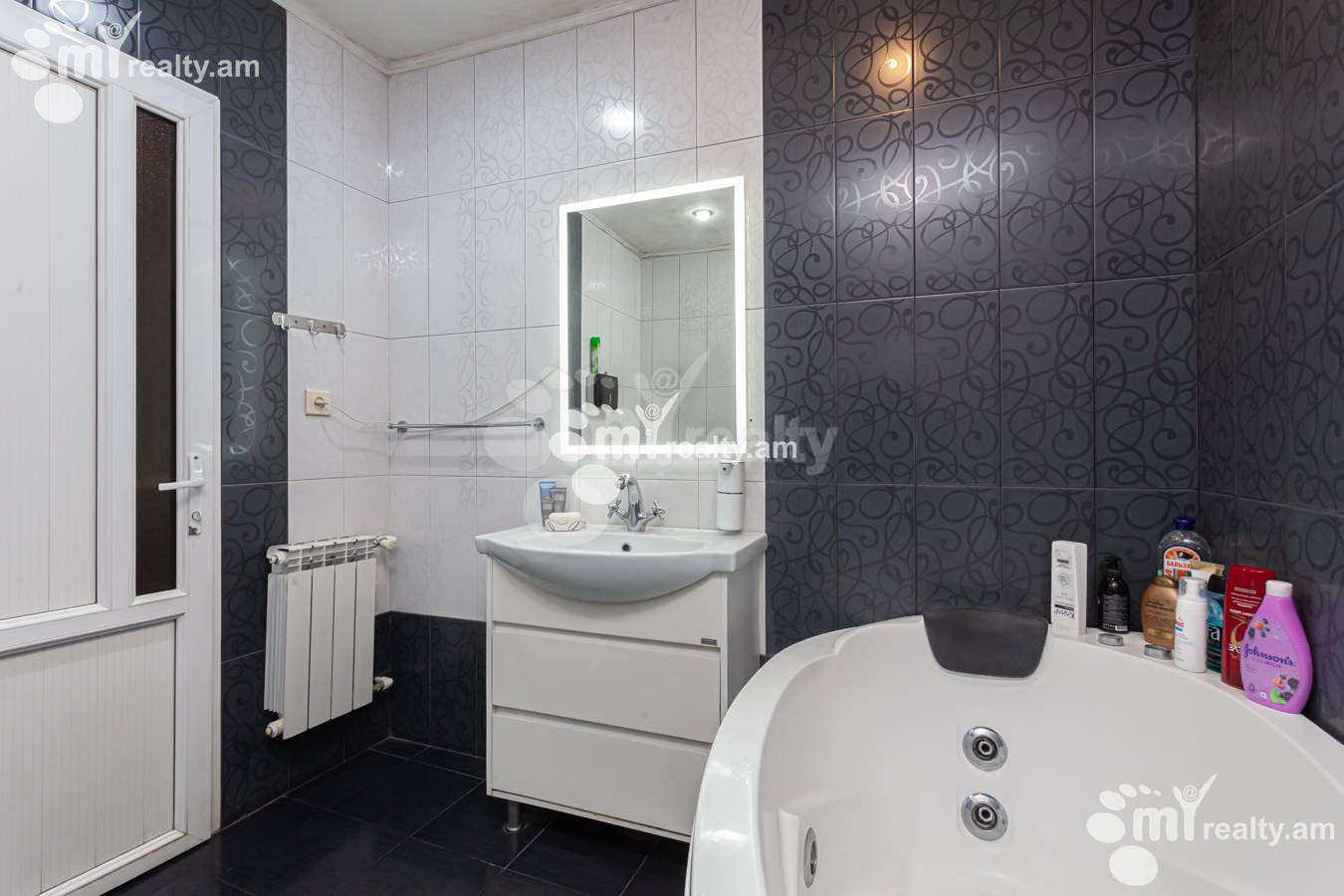 House for sale Nor Aresh 42 St, Erebuni Yerevan, 160469