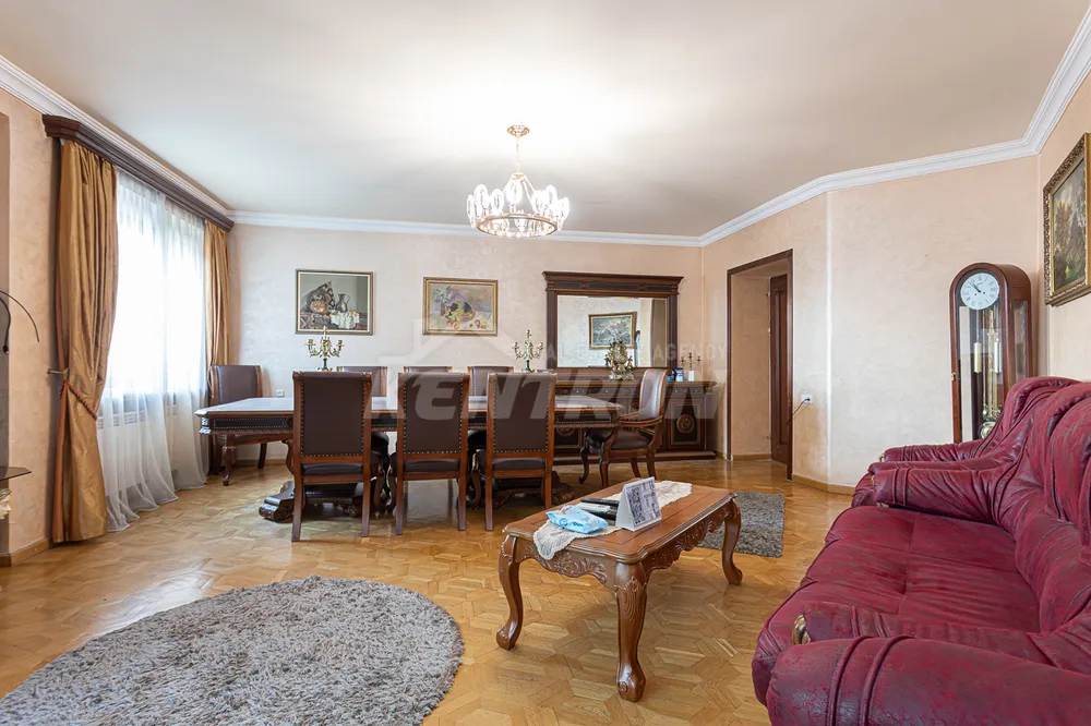 2-senyakanoc-bnakaran-vacharq-Yerevan-Center