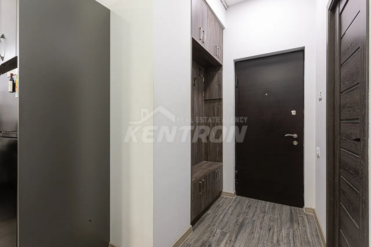 2 bedroom apartment for sale خیابان ماشتوتس, مرکز شهر ایروان, 158155