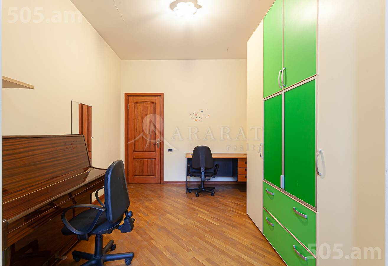 3 bedroom apartment for sale Kievyan St, Arabkir Yerevan, 154324