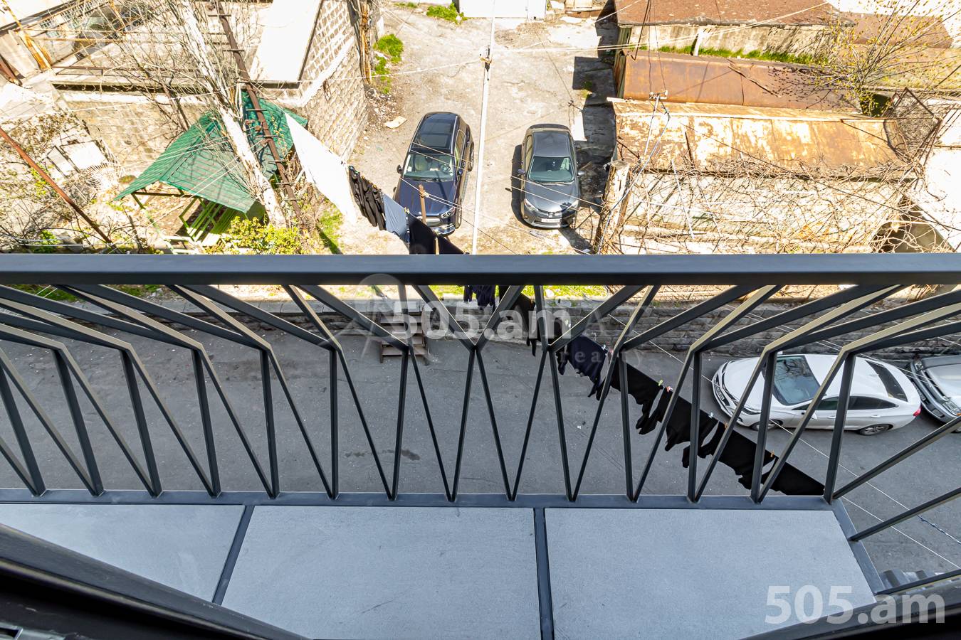 2 bedroom apartment for sale خیابان آزاتوتیان, عربگیر ایروان, 151125