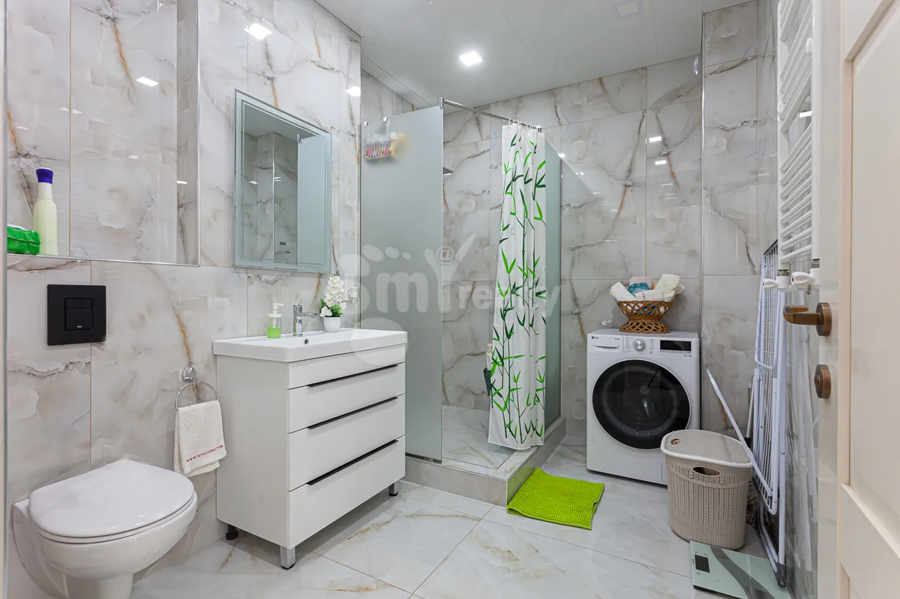 2 bedroom apartment for rent خیابان کومیتاس, عربگیر ایروان, 161986