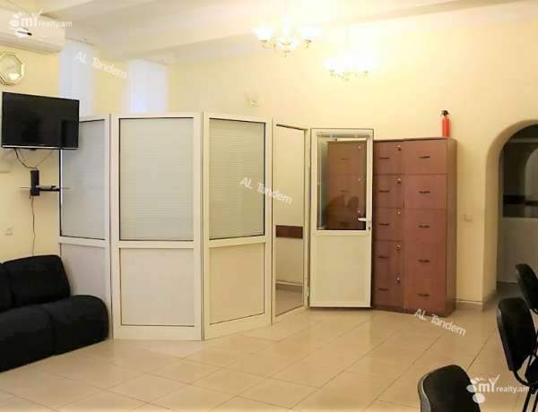 komercion-vacharq-Yerevan-Center