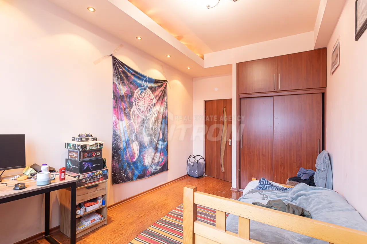 4 bedroom apartment for sale A. Avetisyan St, Arabkir Yerevan, 159610