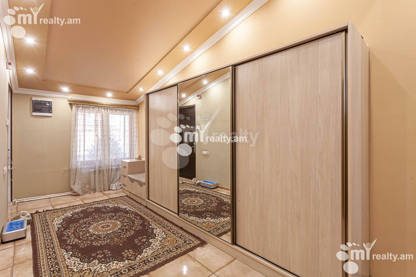 House for sale G 1 dis., Ajapnyak Yerevan, 154156