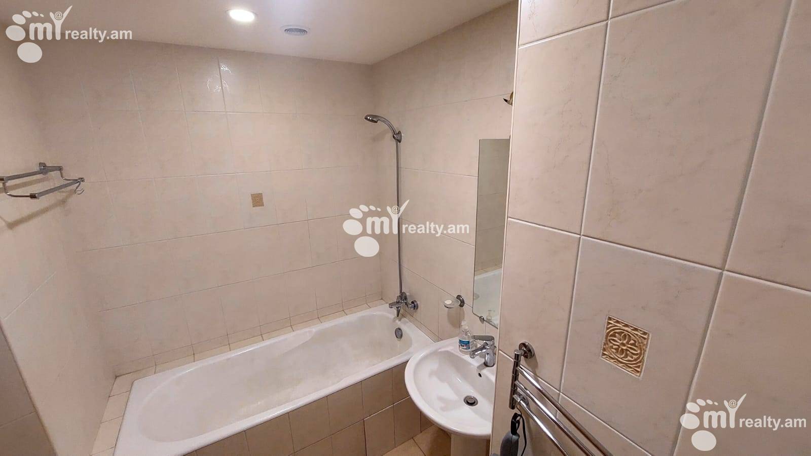 Купить 5 комнатную квартиру Пушкин ул, Центр Ереван, 153172