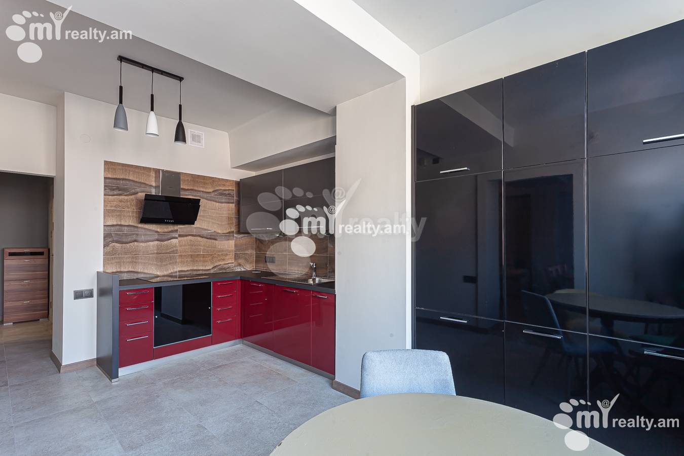 3 bedroom apartment for sale Tigran Mets Ave, Center Yerevan, 144327
