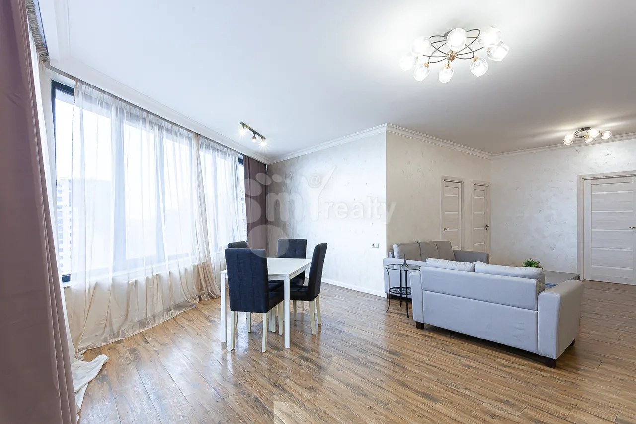 3 bedroom apartment for rent Teryan St, Center Yerevan, 158703