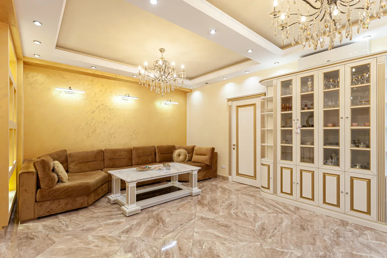 3 bedroom apartment for rent rue d'Amiryan, Center Yerevan, 161928
