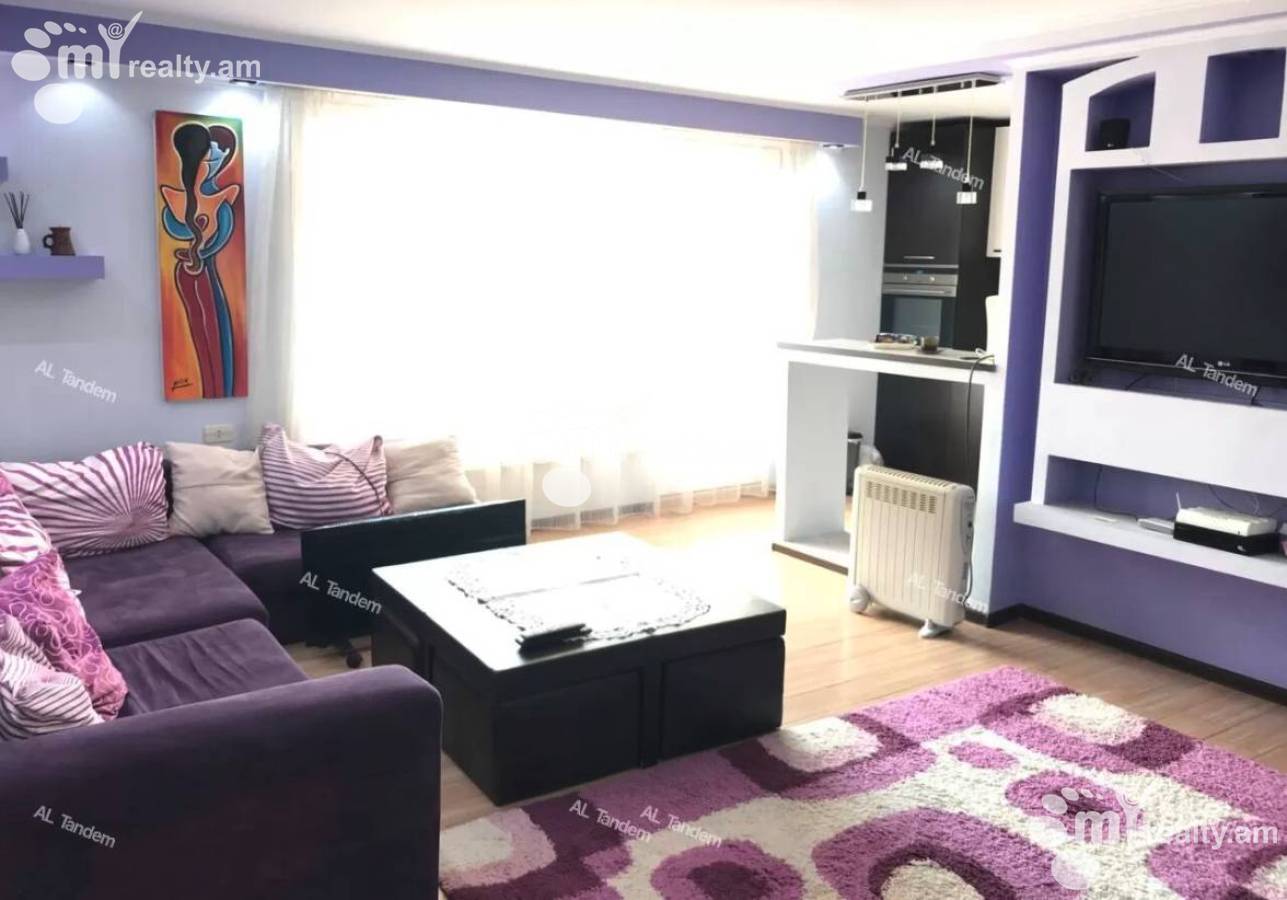 3 bedroom apartment for rent Tumanyan St, Center Yerevan, 154689