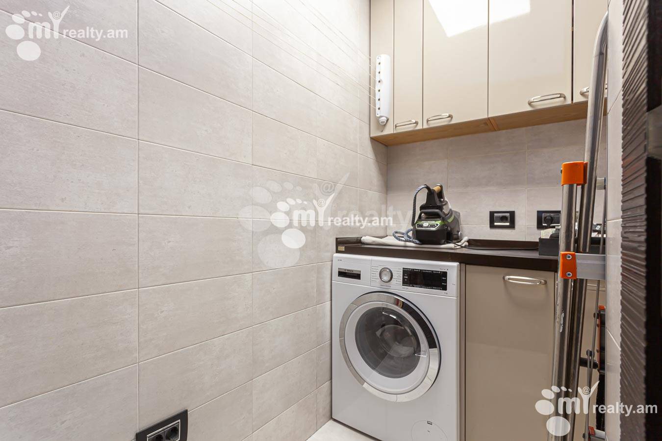 4 սենյականոց բնակարան  Տերյան փող, Կենտրոն Երևան, 155295