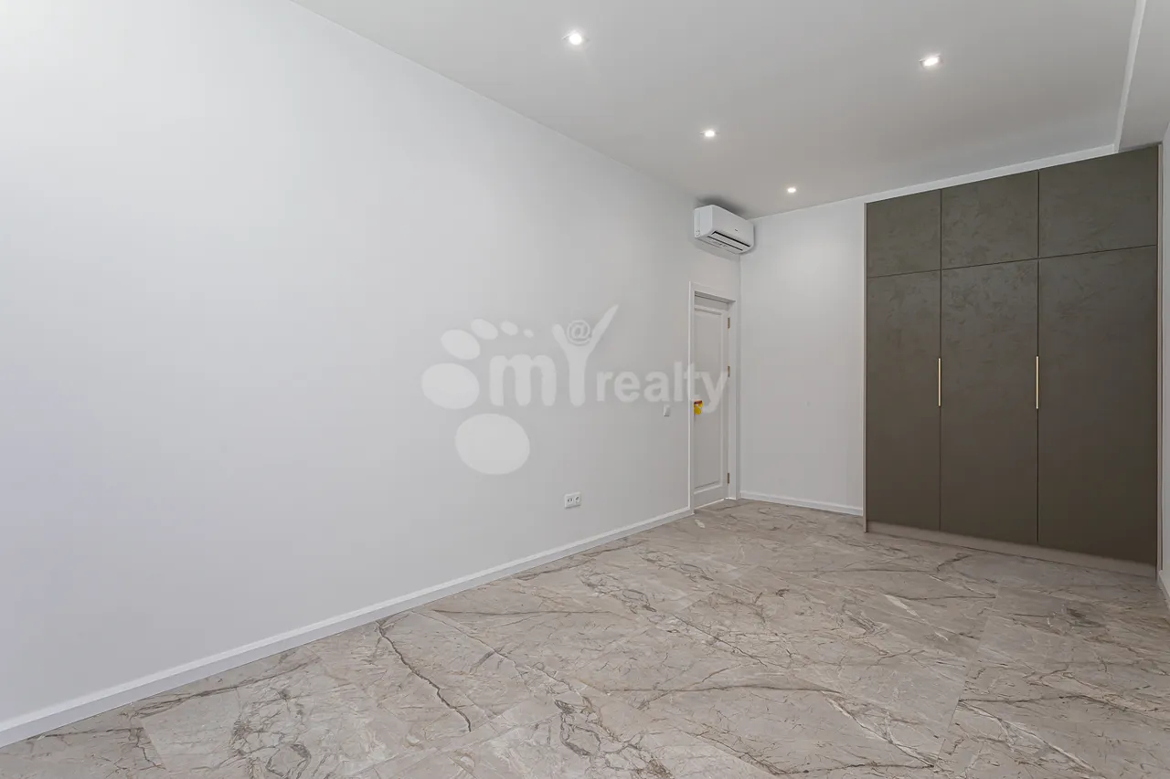 3 bedroom apartment for rent خیابان کومیتاس, عربگیر ایروان, 157287