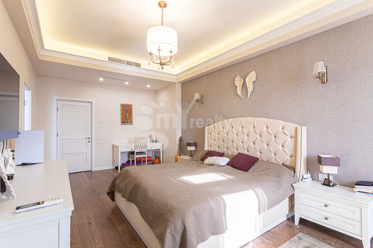 3 bedroom apartment for sale Orbeli Yeghbayrner   St, Arabkir Yerevan, 159691