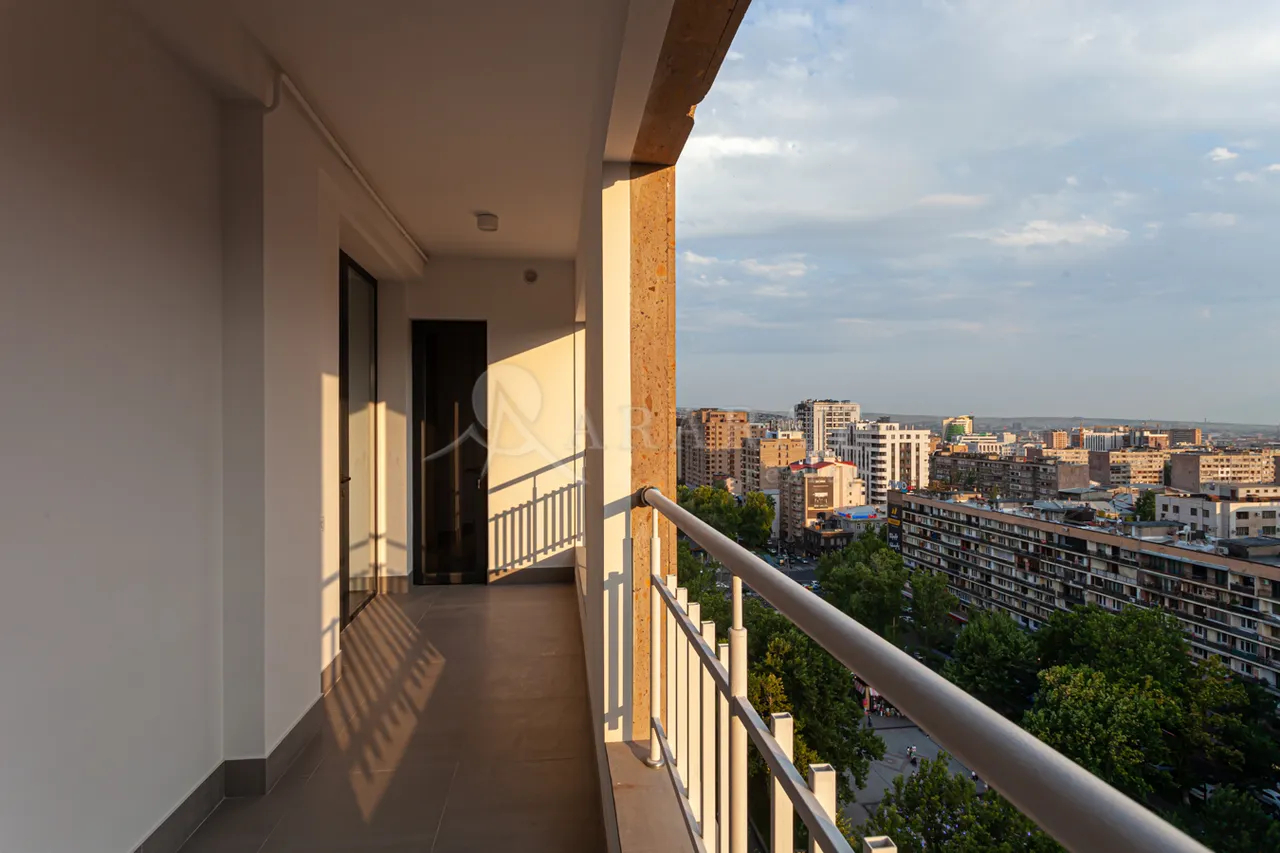 4 bedroom apartment for sale Aram St, Center Yerevan, 158707
