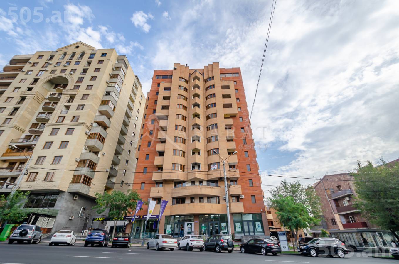 4 սենյականոց բնակարան  Կոմիտասի պող, Արաբկիր Երևան, 153116