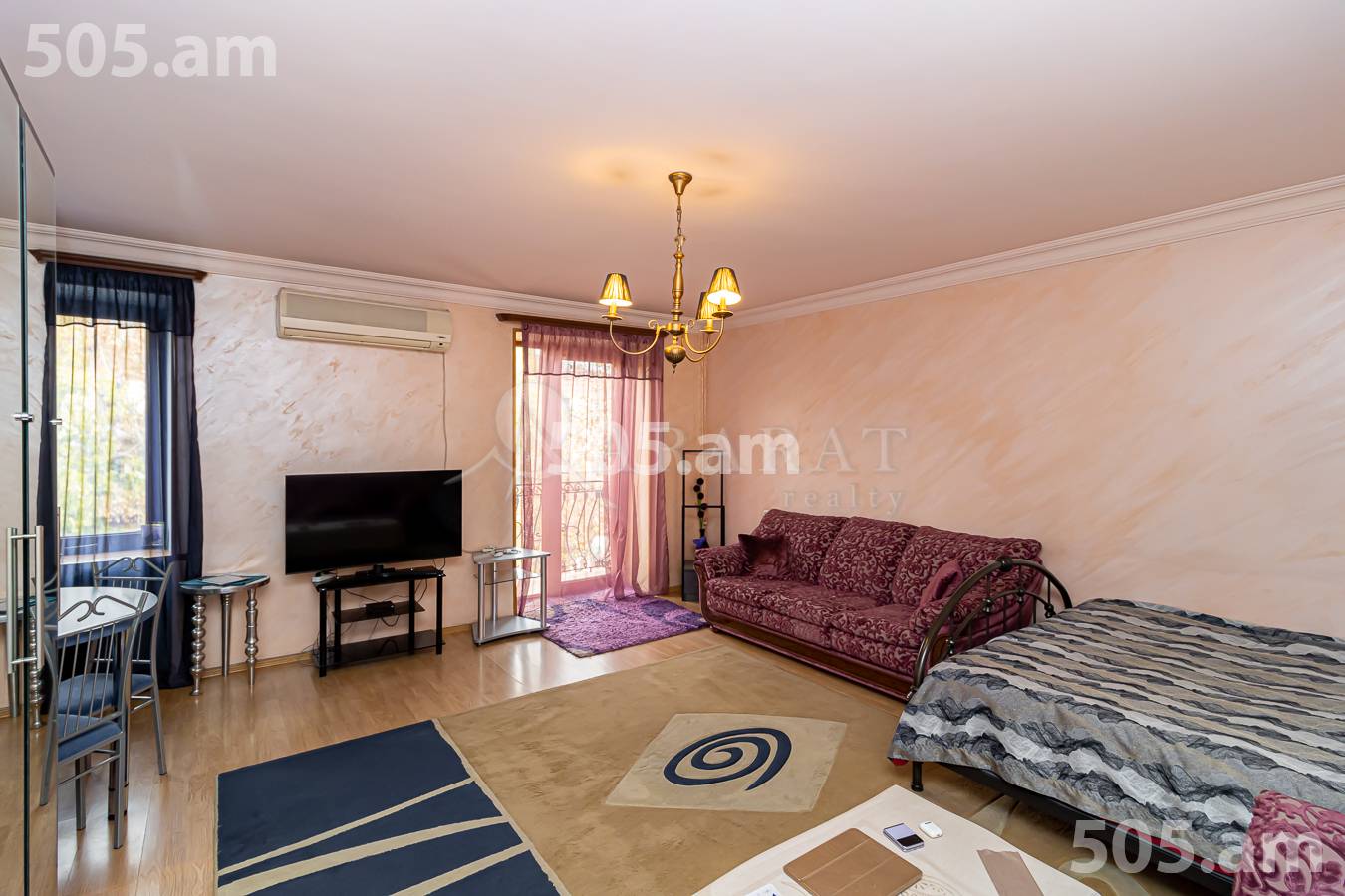 Купить 1 комнатную квартиру Налбандян ул, Центр Ереван, 153832