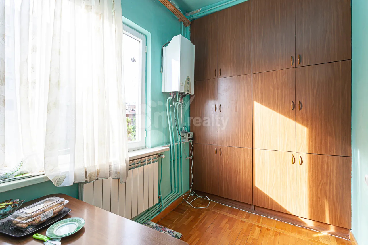 2 bedroom apartment for rent Nalbandyan St, Center Yerevan, 160700
