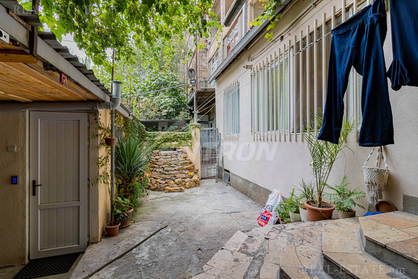 3 bedroom apartment for sale Tumanyan St, Center Yerevan, 140368