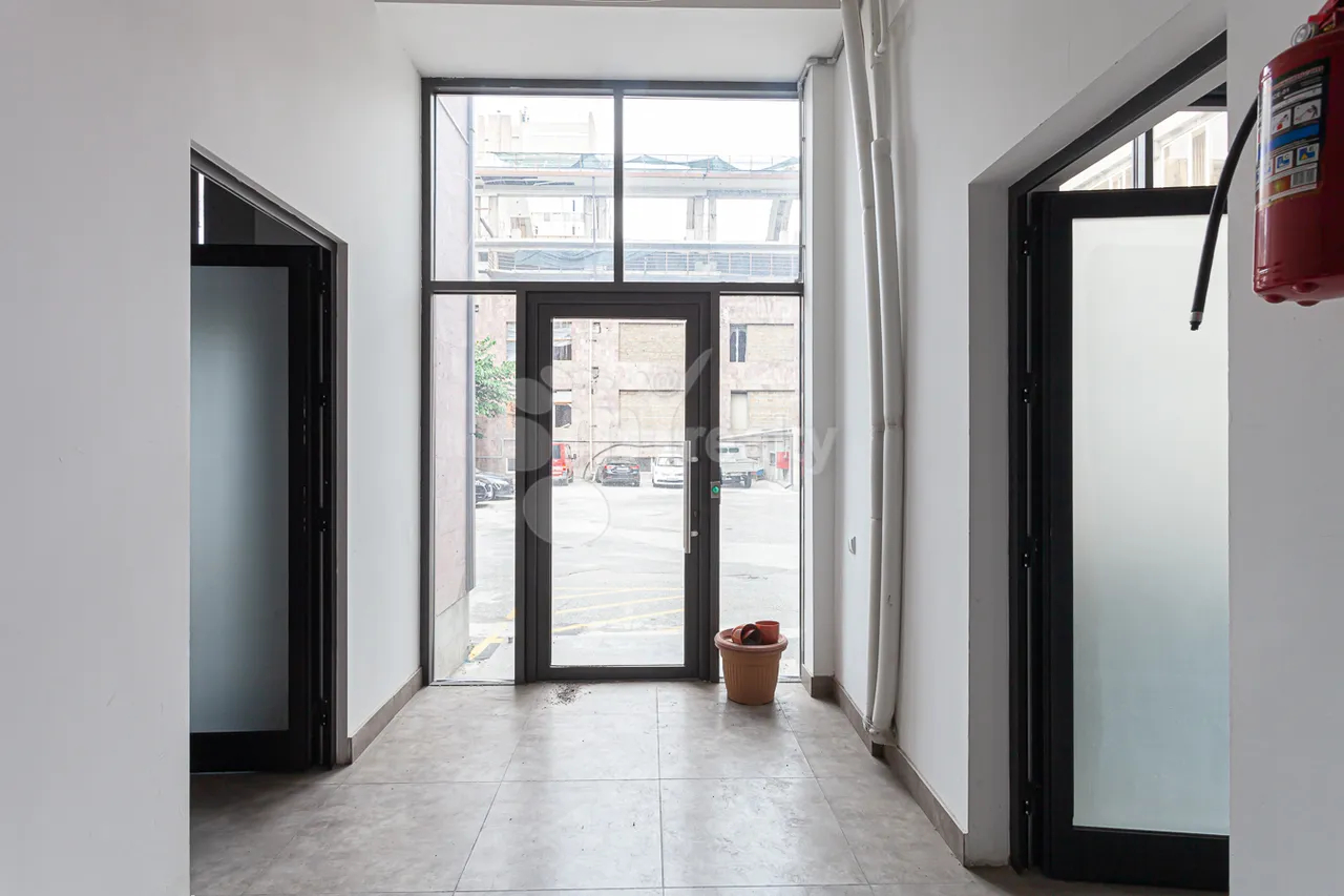 Commercial property for rent Hr.Kochar St, Arabkir Yerevan, 160950