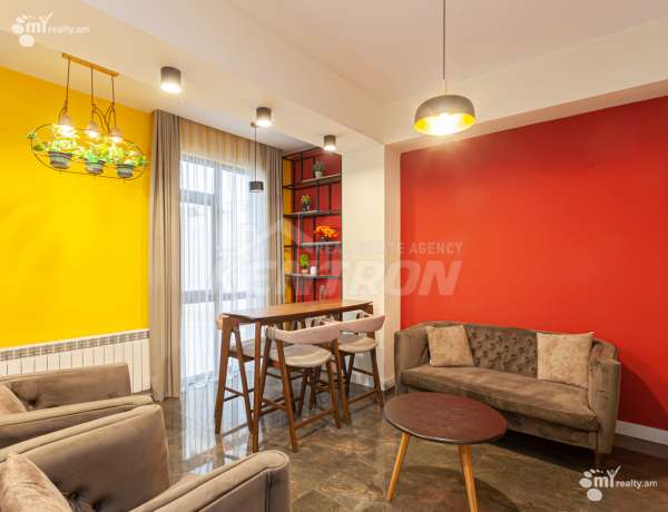 norakaruyc-bnakaran/2-senyakanoc/Zarobyan+St/Center/Yerevan