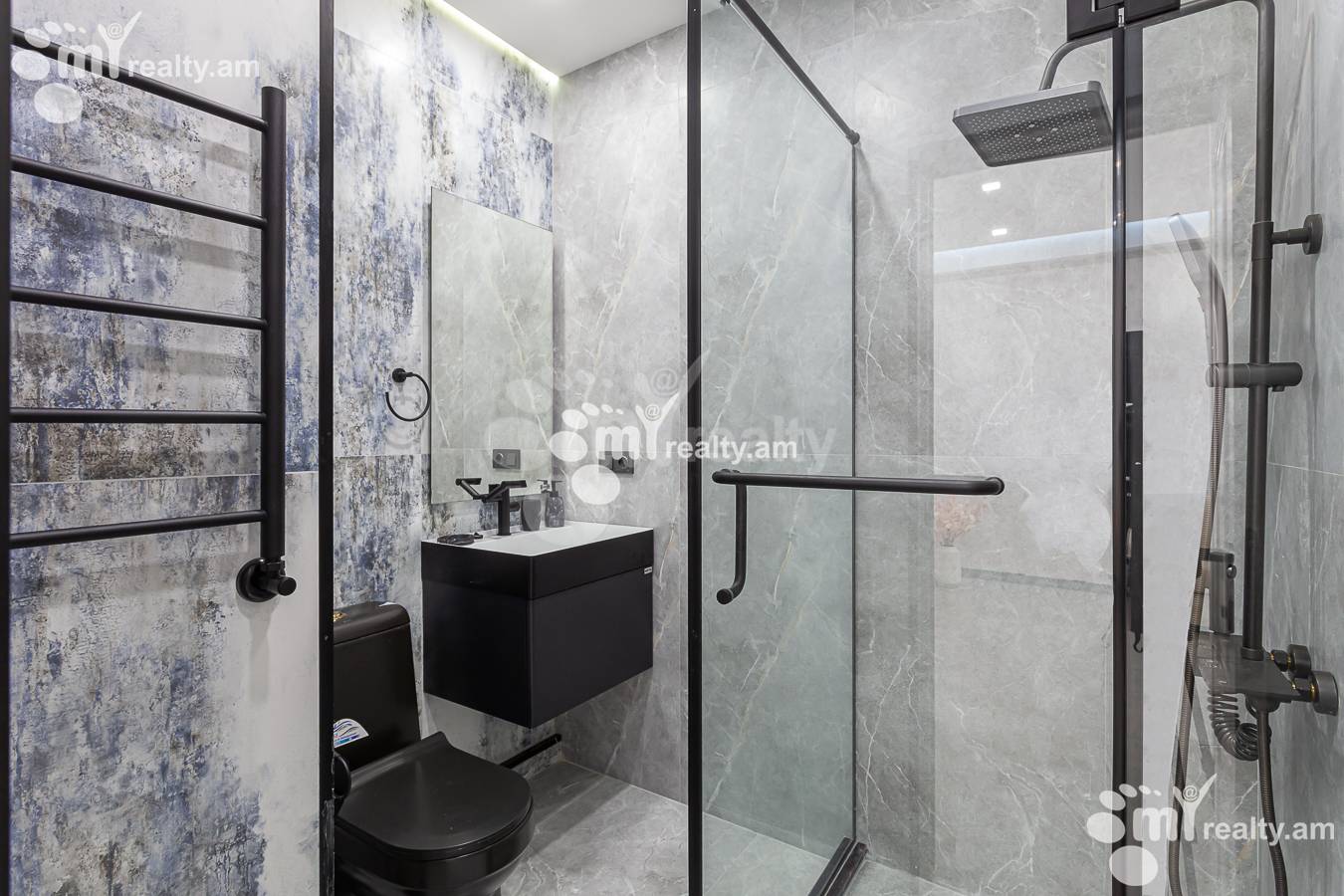 2 bedroom apartment for sale خیابان تِسی تِسِرناکابِرد, مرکز شهر ایروان, 150476