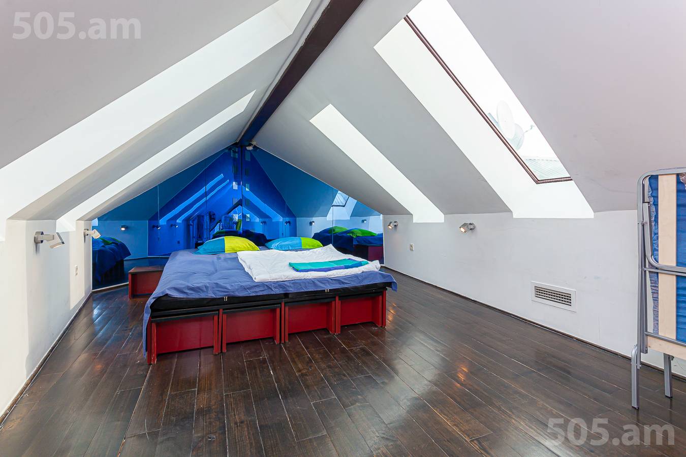 3 bedroom apartment for rent Deghatan St, Center Yerevan, 153046