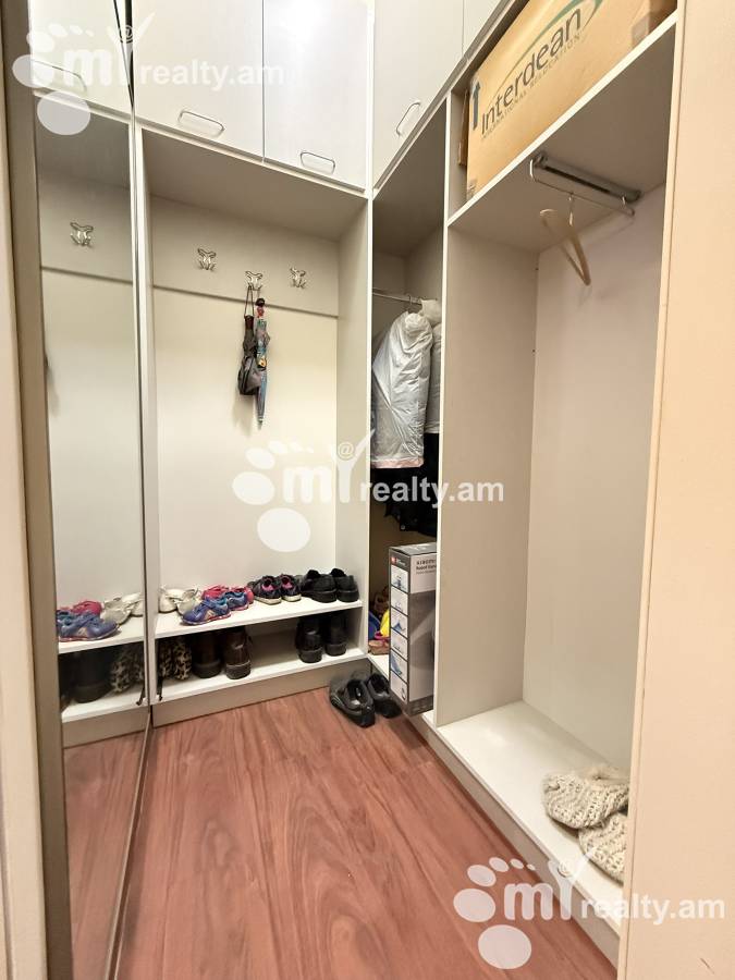 4 bedroom apartment for sale خیابان کِری, عربگیر ایروان, 157625