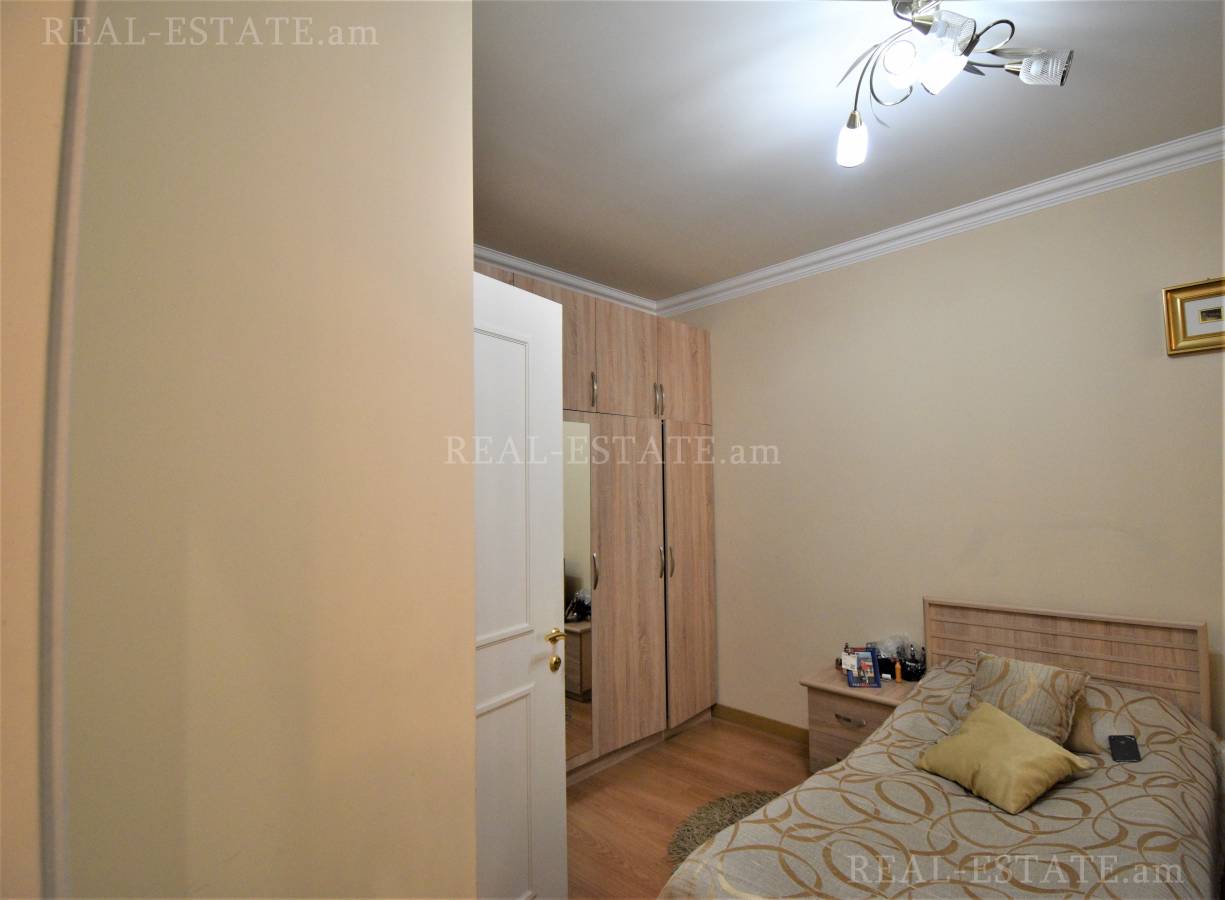 2 bedroom apartment for sale Aram St, Center Yerevan, 116413