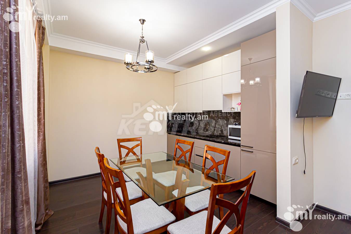 3 bedroom apartment for sale خیابان امیریان, مرکز شهر ایروان, 152752