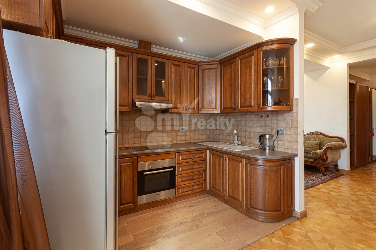 3 bedroom apartment for rent Vardanants St, Center Yerevan, 160678