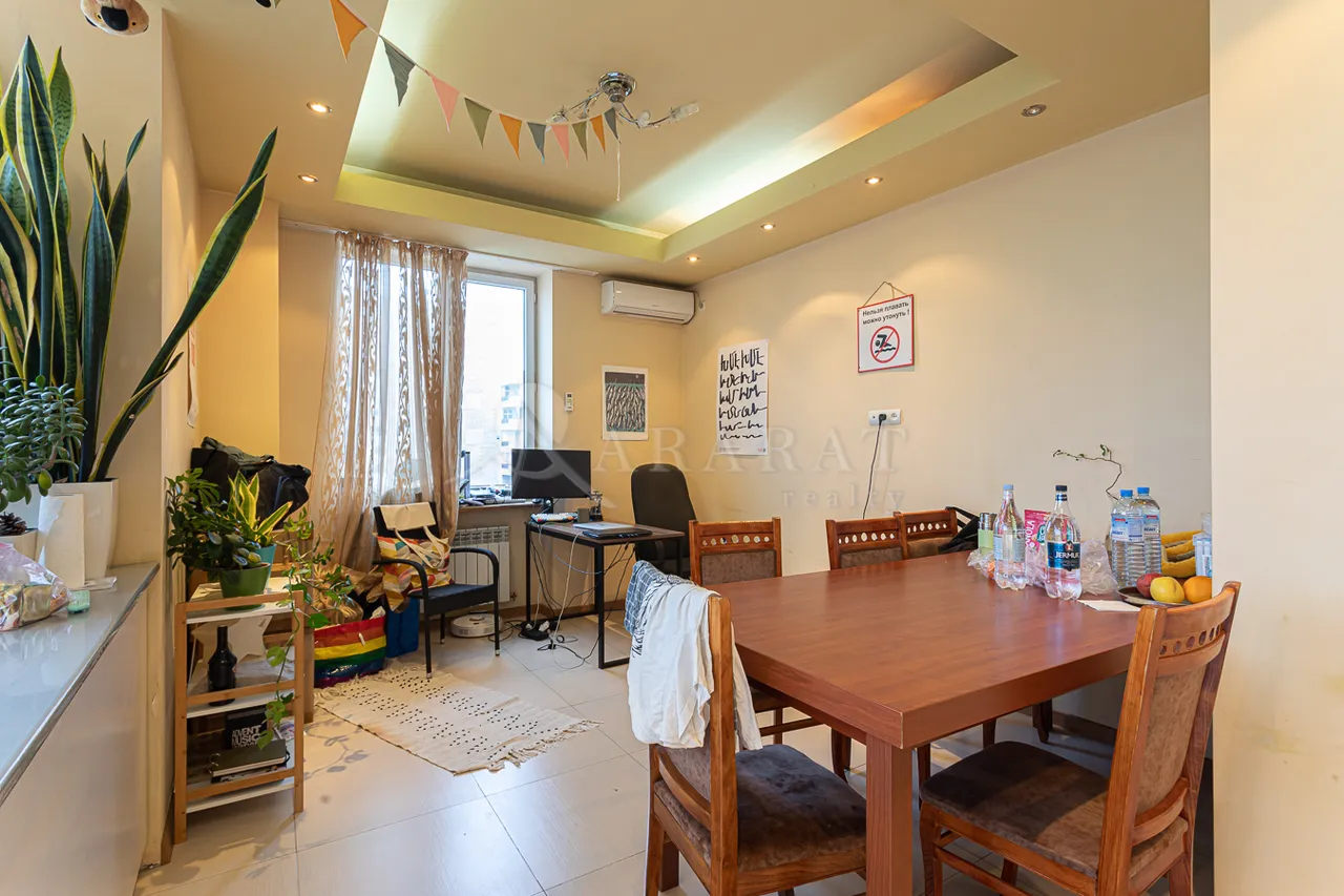 4 bedroom apartment for sale A. Avetisyan St, Arabkir Yerevan, 159611