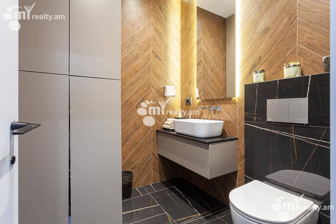 3 bedroom apartment for sale Antarayin St, Center Yerevan, 155240