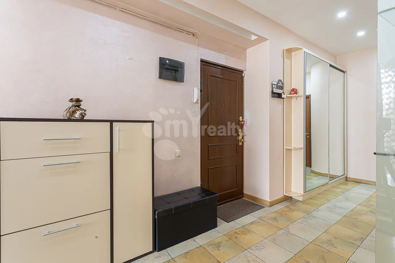 3 bedroom apartment for rent D. Demirchyan St, Center Yerevan, 158777