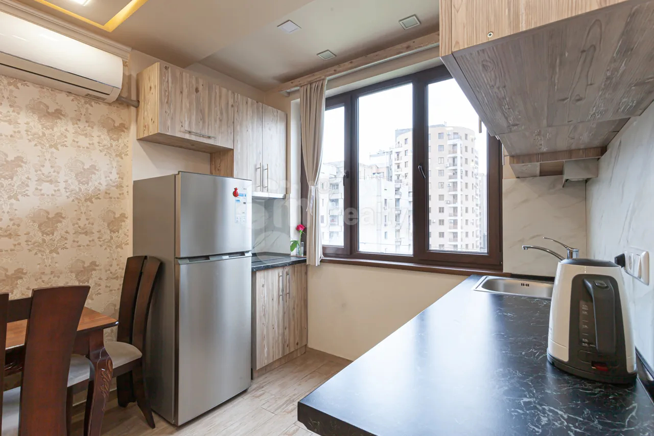 2 սենյականոց բնակարան վարձով Պուշկինի փող, Կենտրոն Երևան, 160201