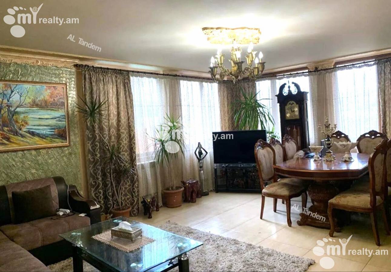 House for sale Orbeli Yeghbayrner   St, Arabkir Yerevan, 143296