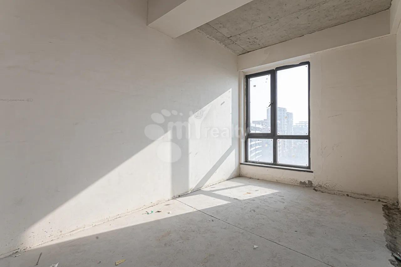 3 bedroom apartment for sale Antarayin St, Center Yerevan, 157901