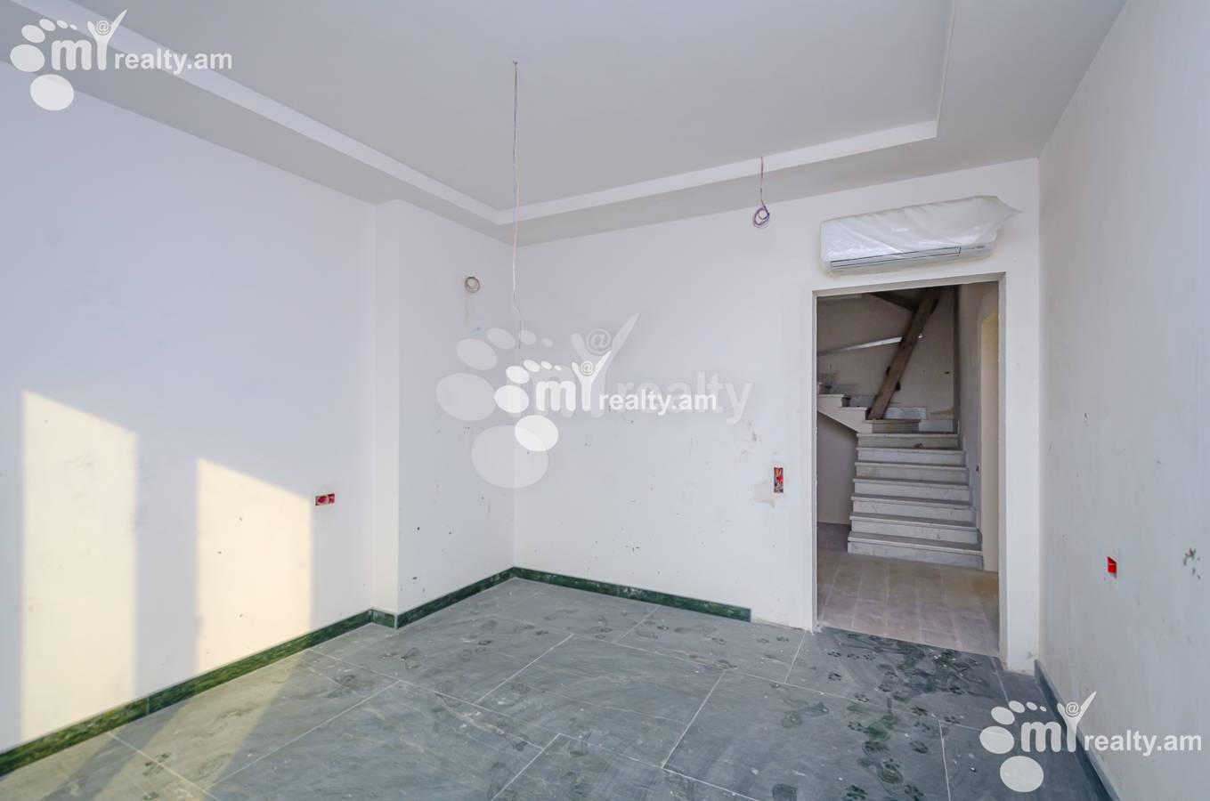 House for sale Arinj 15th street, Avan Yerevan, 154125