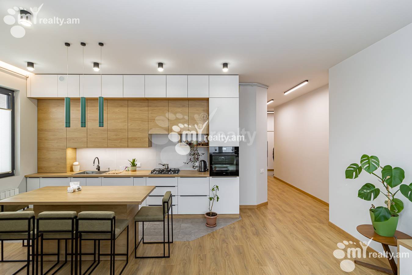 4 bedroom apartment for sale Nansen St, Nor-Nork Yerevan, 146710