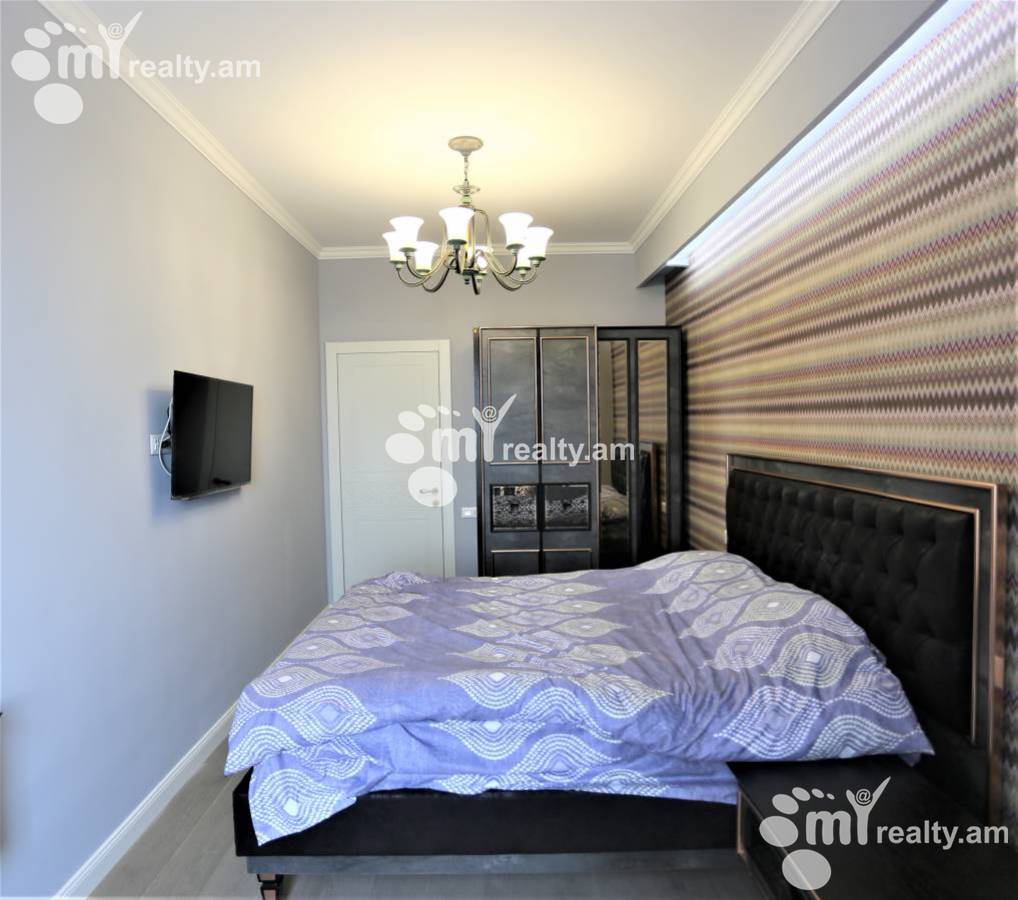 Купить 2 комнатную квартиру Бузанд ул, Центр Ереван, 142418
