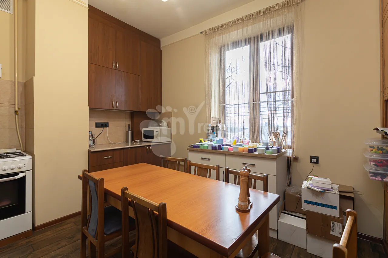 3 bedroom apartment for sale (خیابان باقرامیان (عربکیر, عربگیر ایروان, 159460