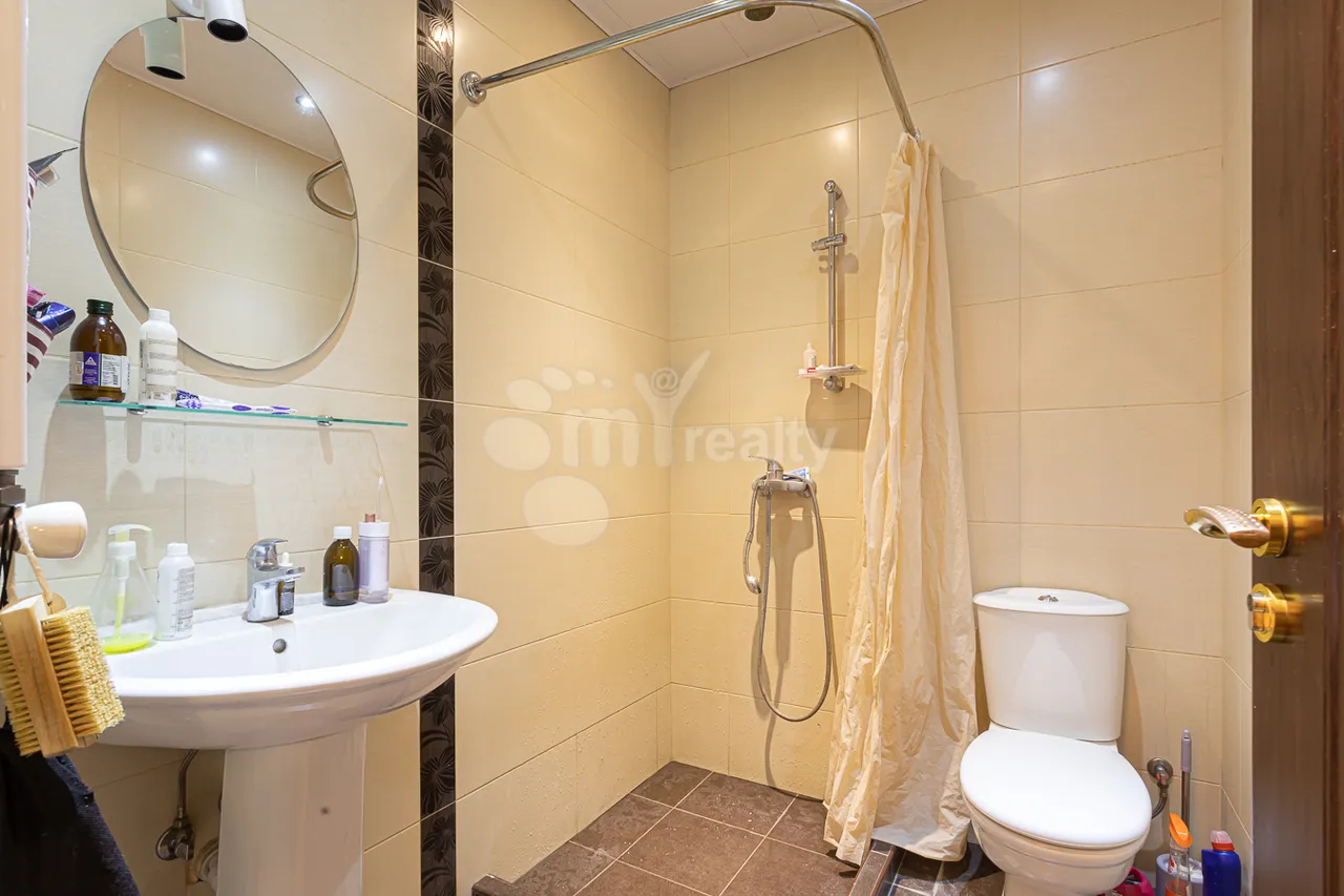 3 bedroom apartment for sale Teryan St, Center Yerevan, 159608