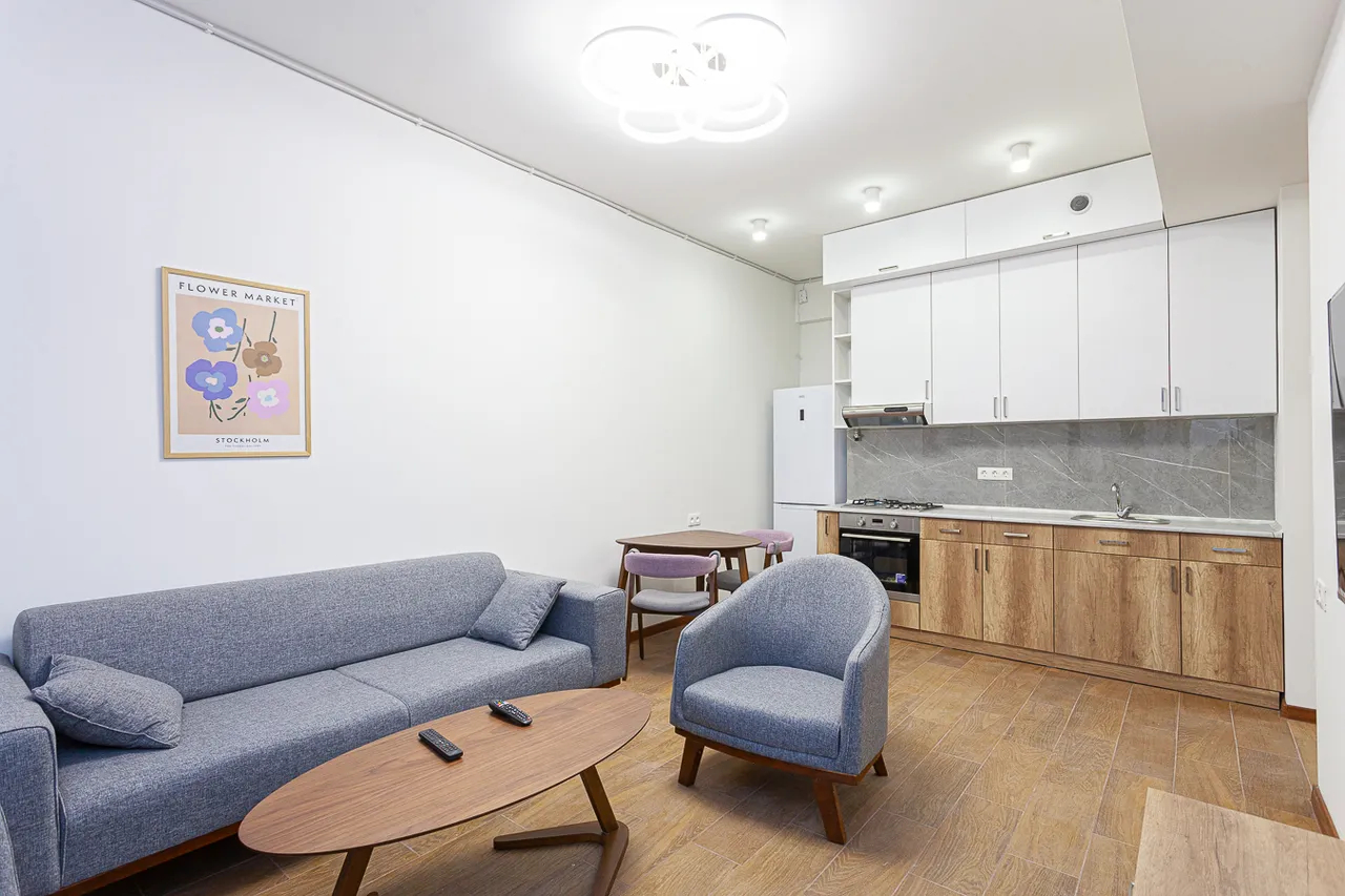 2 սենյականոց բնակարան վարձով Չարենցի փող, Կենտրոն Երևան, 158716