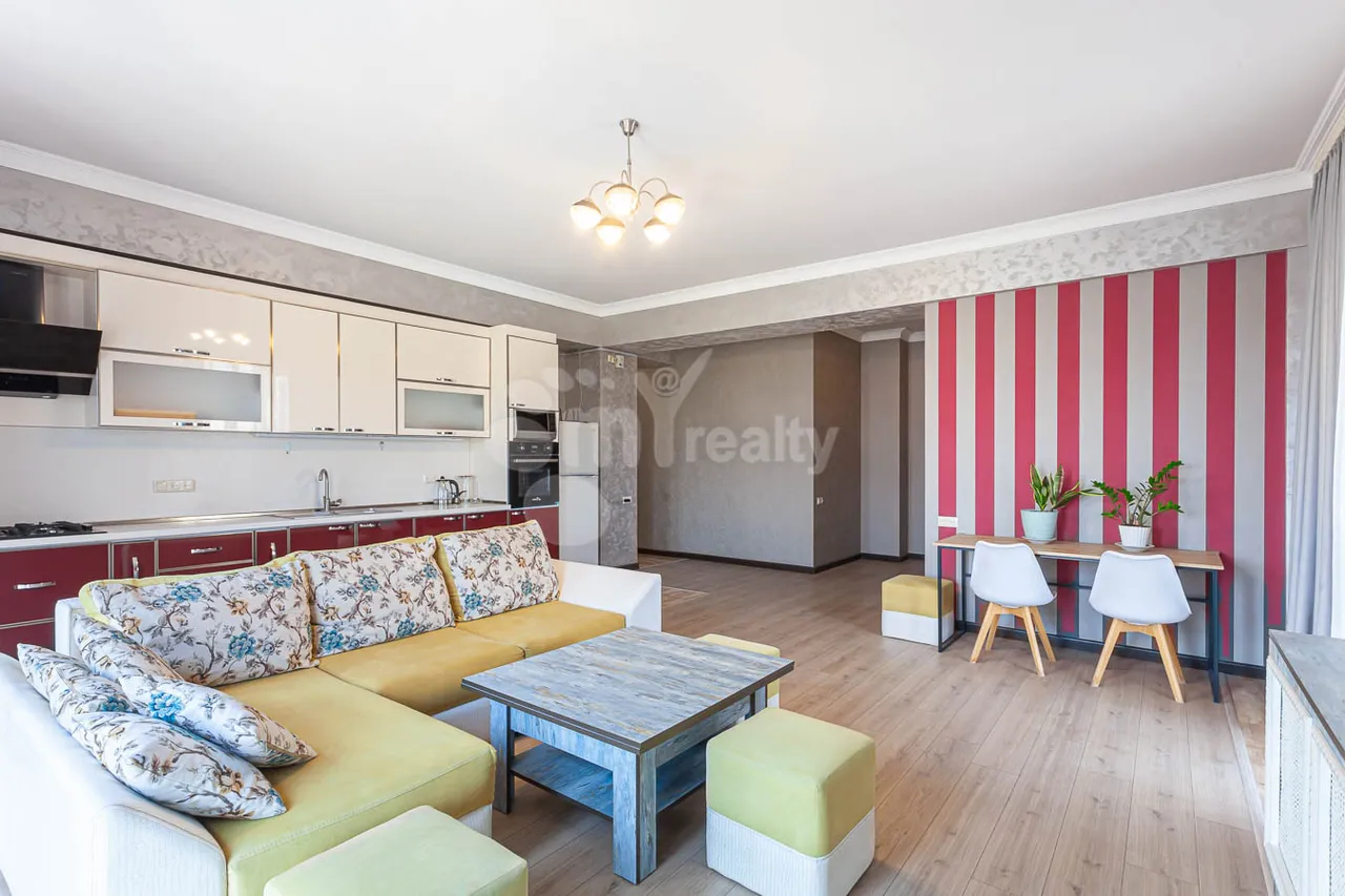 3 bedroom apartment for rent Mashtots Ave, Center Yerevan, 158798