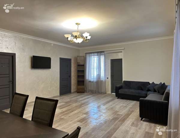tun/Charents+str/Tsaghkadzor/Kotayk