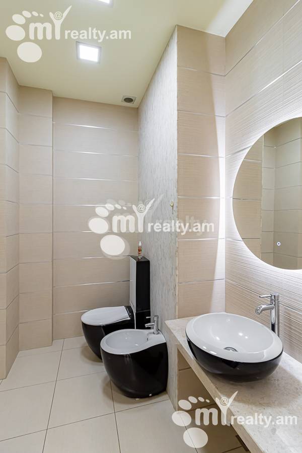 3 սենյականոց բնակարան  Ձորափի փող, Կենտրոն Երևան, 152899