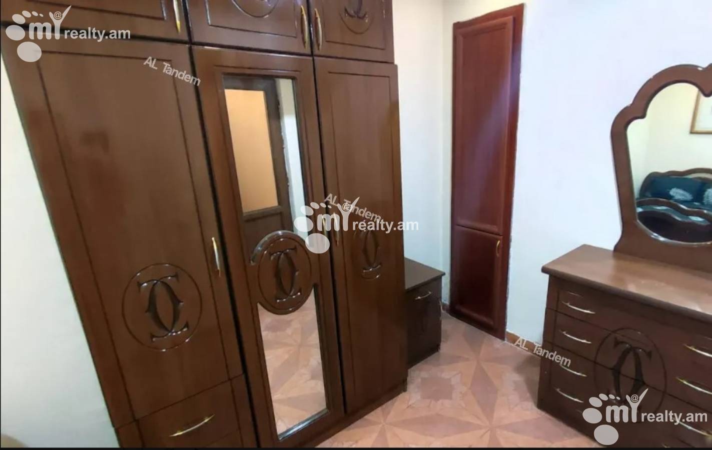 2 սենյականոց բնակարան  Խորենացու փող, Կենտրոն Երևան, 158308