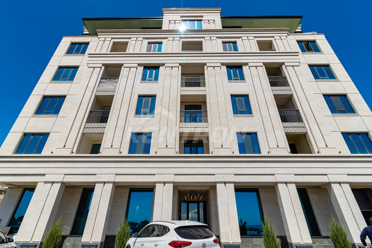 4 bedroom apartment for sale Antarayin St, Center Yerevan, 157990